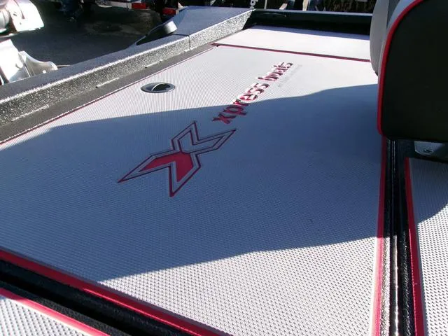 Slide: The Image of Xpress H20 Bass 2025 - 3