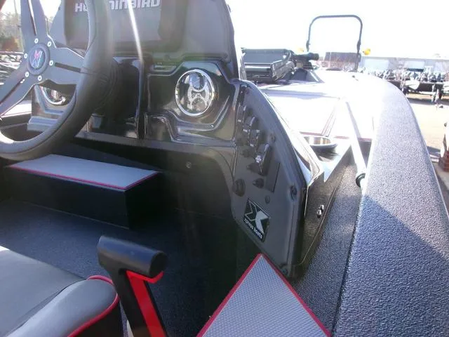 Slide: The Image of Xpress H20 Bass 2025 - 6