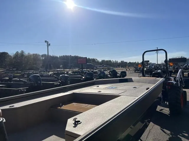 Slide: The Image of Avid 22 Recon 2026 - 7