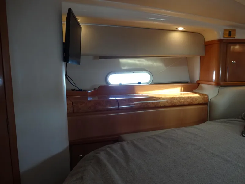 Slide: The Image of Sealine F44 1999 - 54