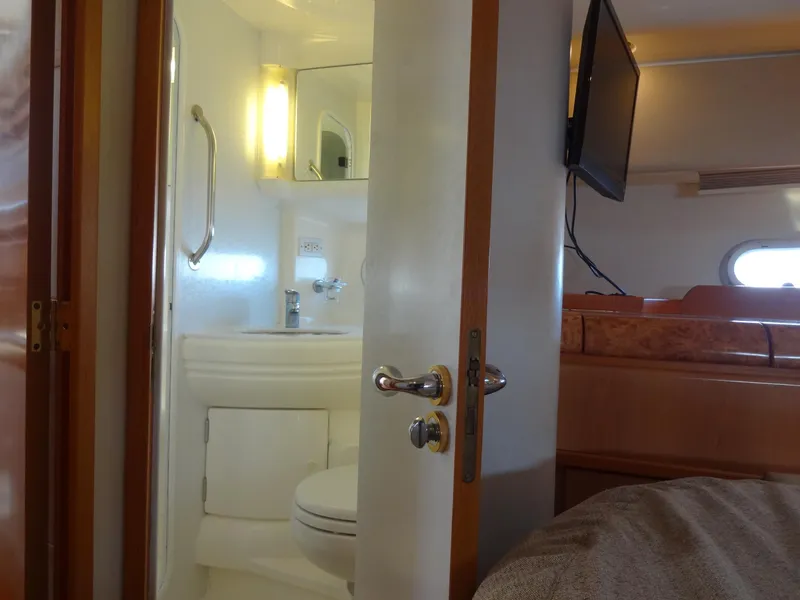 Slide: The Image of Sealine F44 1999 - 55