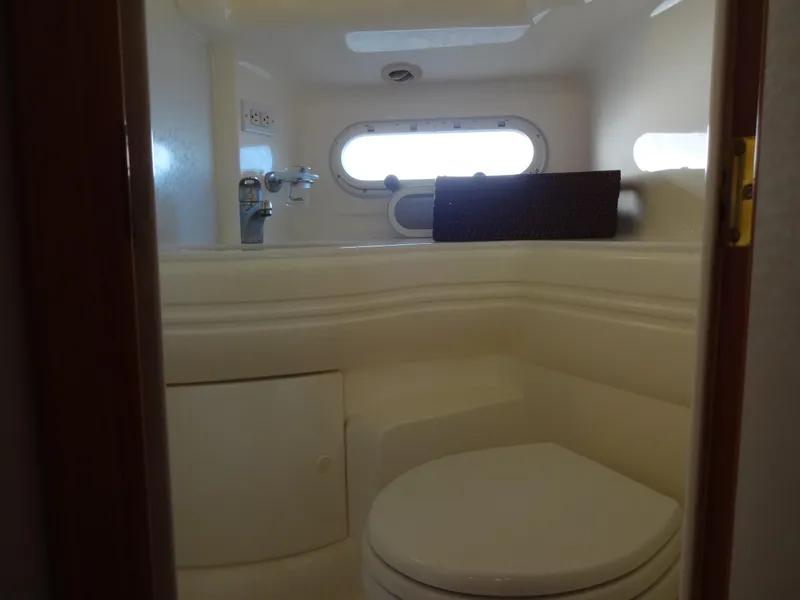 Slide: The Image of Sealine F44 1999 - 56