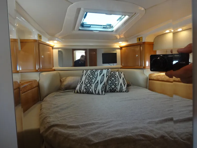 Slide: The Image of Sealine F44 1999 - 66