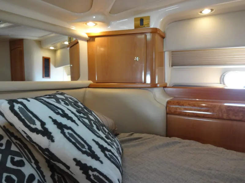 Slide: The Image of Sealine F44 1999 - 68