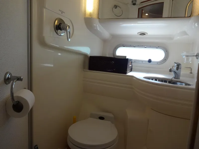 Slide: The Image of Sealine F44 1999 - 70