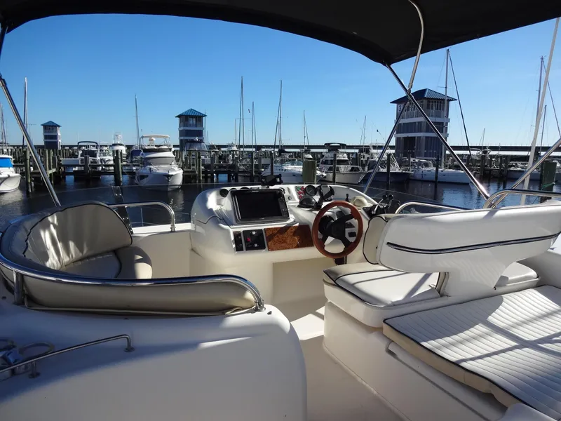 Slide: The Image of Sealine F44 1999 - 86