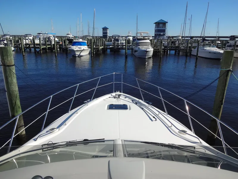 Slide: The Image of Sealine F44 1999 - 88