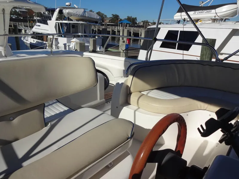 Slide: The Image of Sealine F44 1999 - 91