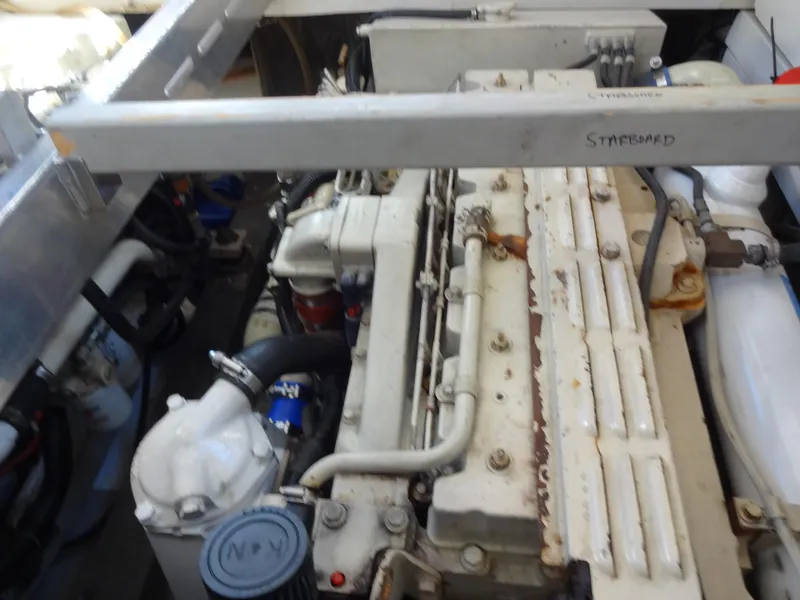 Slide: The Image of Sealine F44 1999 - 98