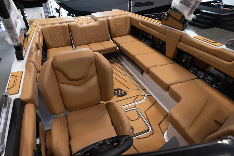 Slide: The Image of Malibu 25 LSV 2027 - 33