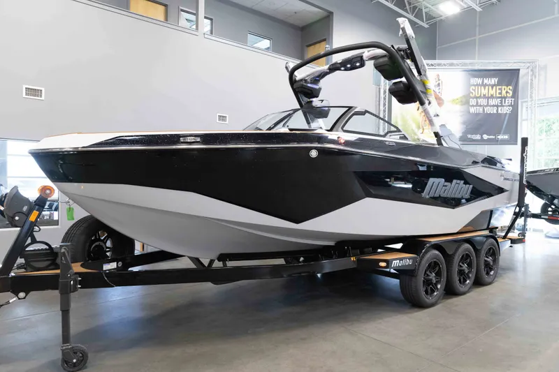 Slide: The Image of Malibu 25 LSV 2027 - 1