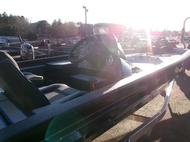 Slide: The Image of Xpress H20 Bass 2025 - 12