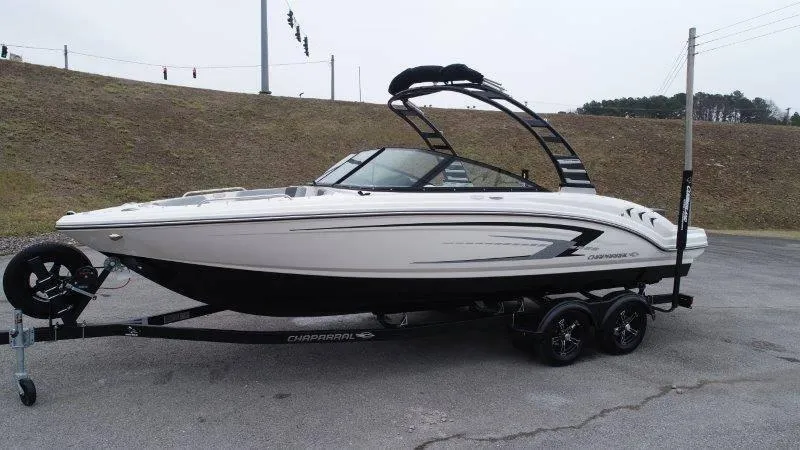 Slide: The Image of Chaparral 23 SSI SPORT 2025 - 122