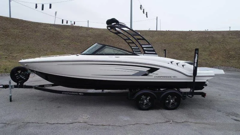 Slide: The Image of Chaparral 23 SSI SPORT 2025 - 126