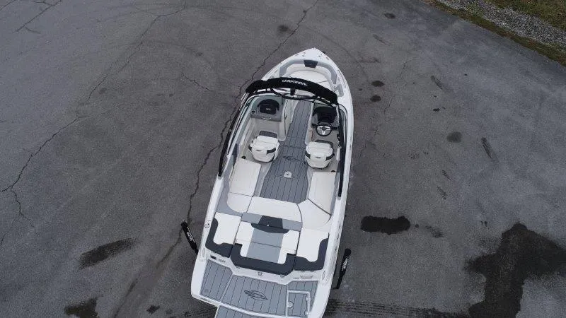 Slide: The Image of Chaparral 23 SSI SPORT 2025 - 129