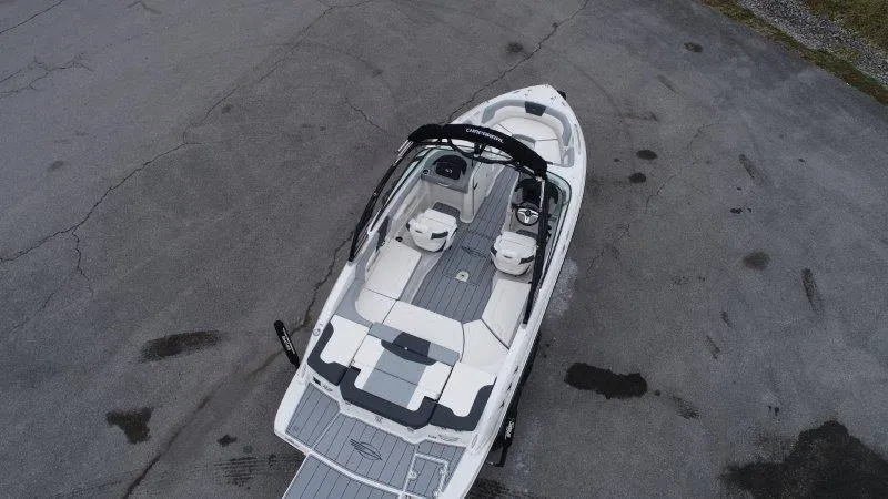 Slide: The Image of Chaparral 23 SSI SPORT 2025 - 130