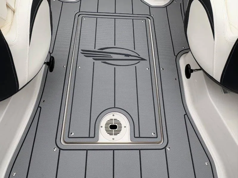 Slide: The Image of Chaparral 23 SSI SPORT 2025 - 14