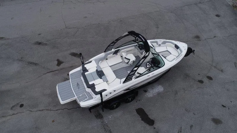 Slide: The Image of Chaparral 23 SSI SPORT 2025 - 142