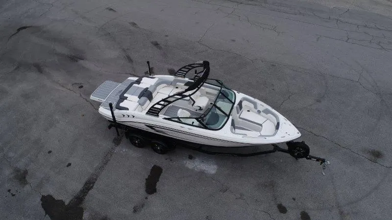 Slide: The Image of Chaparral 23 SSI SPORT 2025 - 143