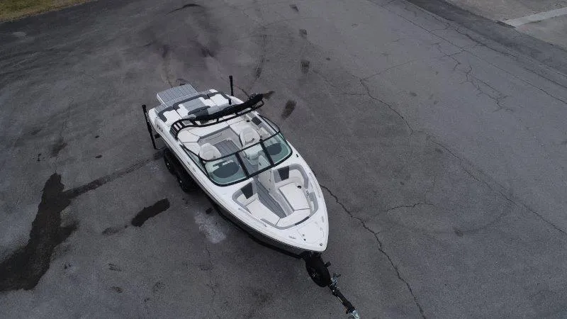 Slide: The Image of Chaparral 23 SSI SPORT 2025 - 151