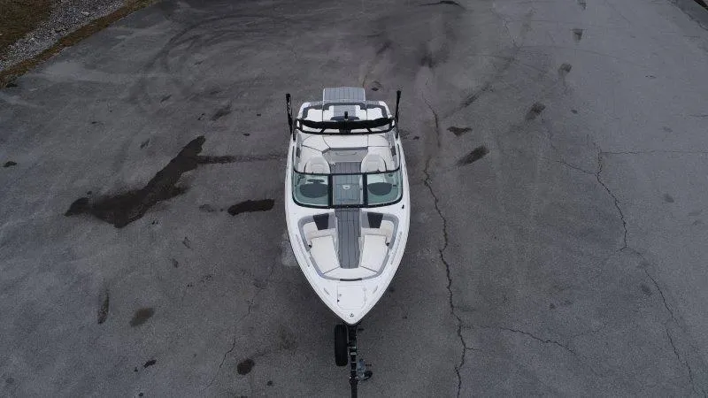 Slide: The Image of Chaparral 23 SSI SPORT 2025 - 152