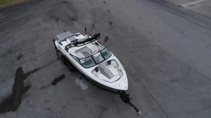 Slide: The Image of Chaparral 23 SSI SPORT 2025 - 157