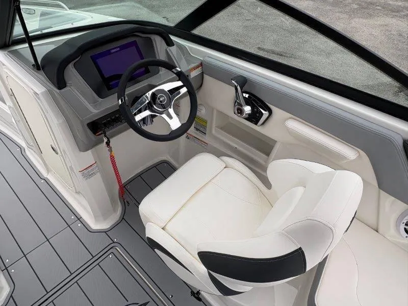 Slide: The Image of Chaparral 23 SSI SPORT 2025 - 18