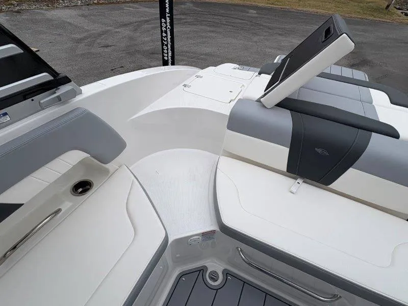 Slide: The Image of Chaparral 23 SSI SPORT 2025 - 47