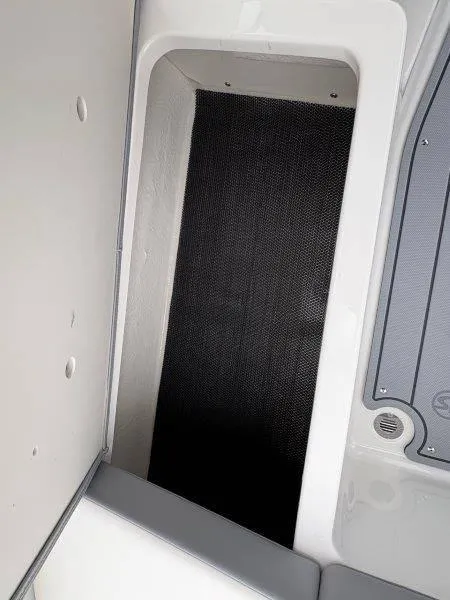 Slide: The Image of Chaparral 23 SSI SPORT 2025 - 59