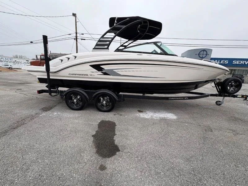 Slide: The Image of Chaparral 23 SSI SPORT 2025 - 72