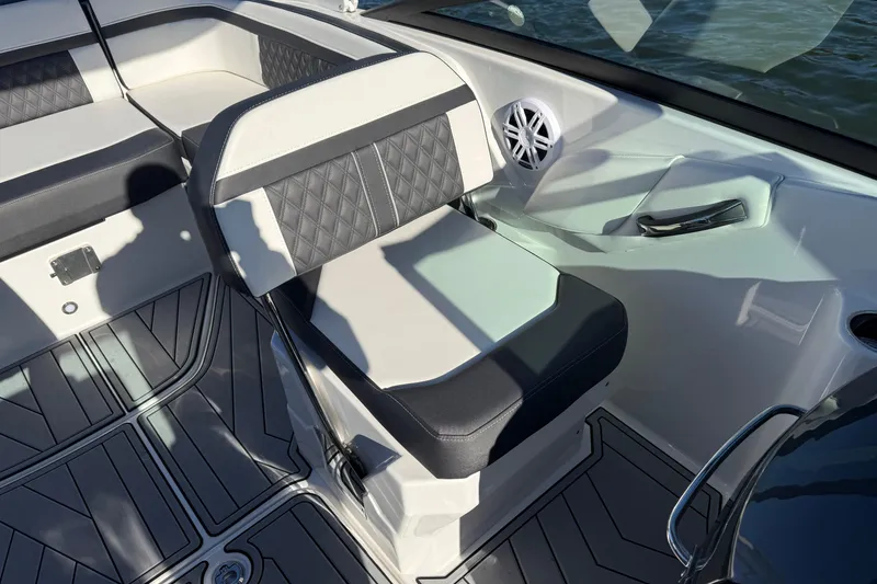 Slide: The Image of Luxury seating on 2025 Monterey M4 boat with stylish upholstery and modern design. - 17