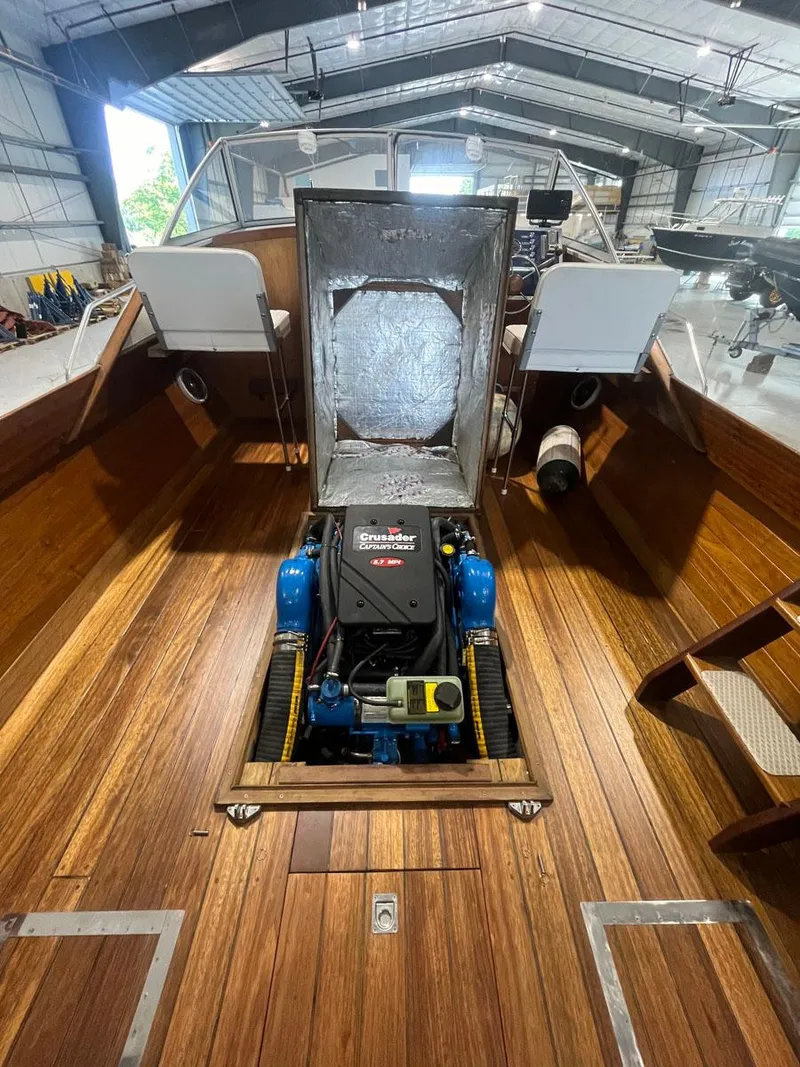 Slide: The Image of Engine Bay - 14