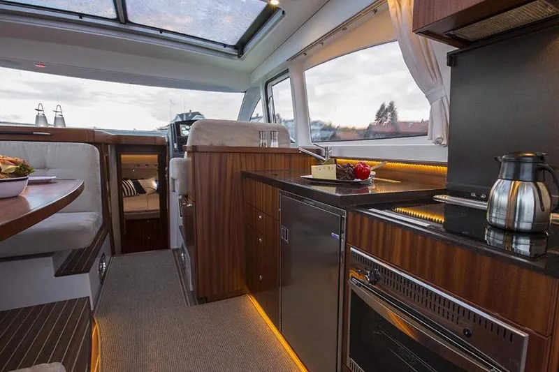 Slide: The Image of Manufacturer Provided Image - 6