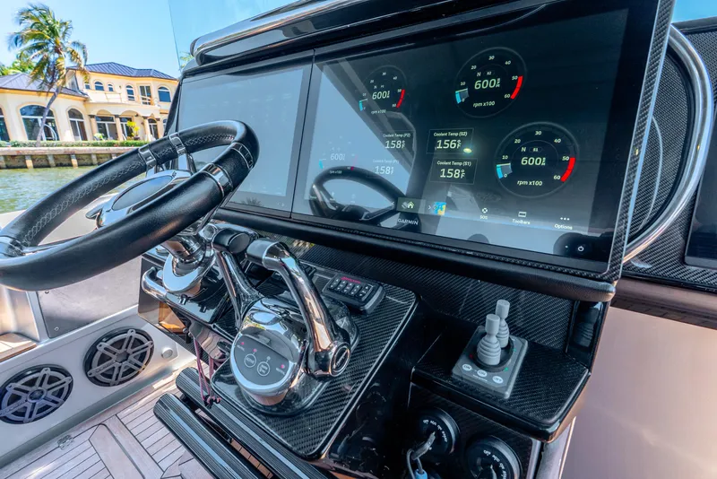 Slide: The Image of Nor-Tech 560 Sport Center Console 2018 - 57