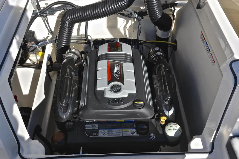 Slide: The Image of 2020 Bayliner VR5 engine compartment showcasing a powerful 4.5L engine. - 22