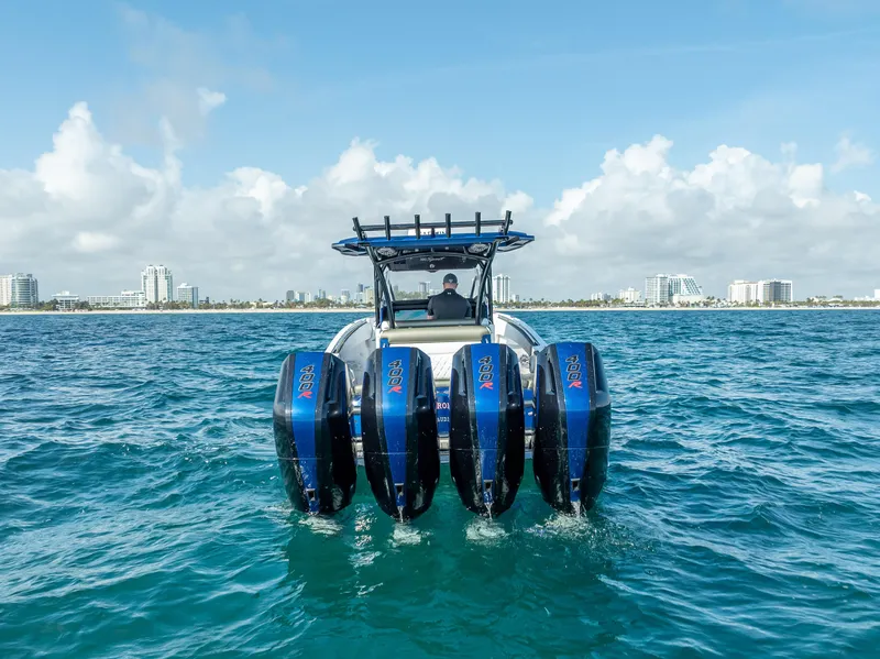 Slide: The Image of Nor-Tech 390 Sport 2025 - 50