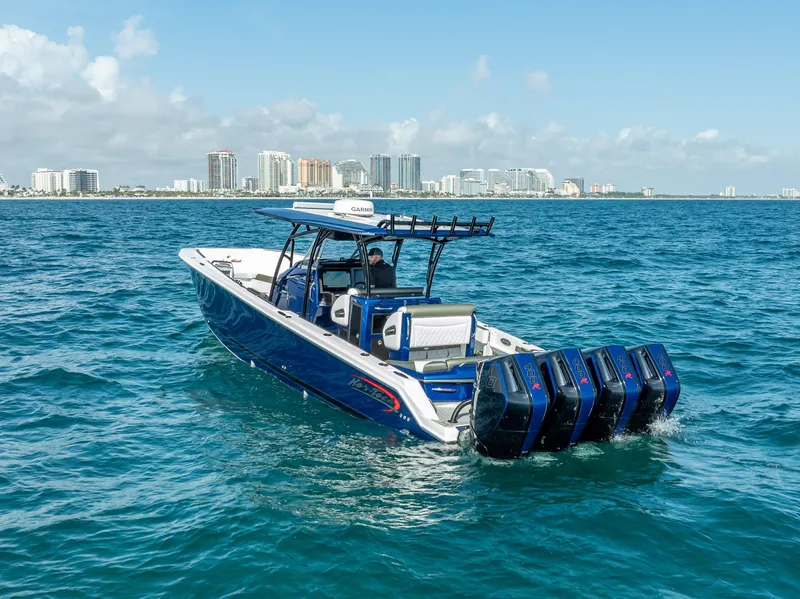 Slide: The Image of Nor-Tech 390 Sport 2025 - 51