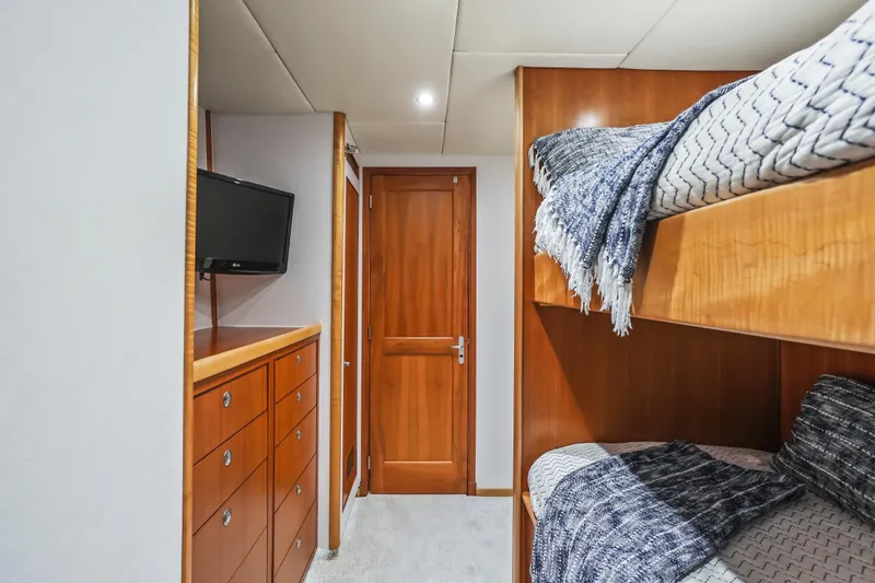 Slide: The Image of Bunk Room - 42