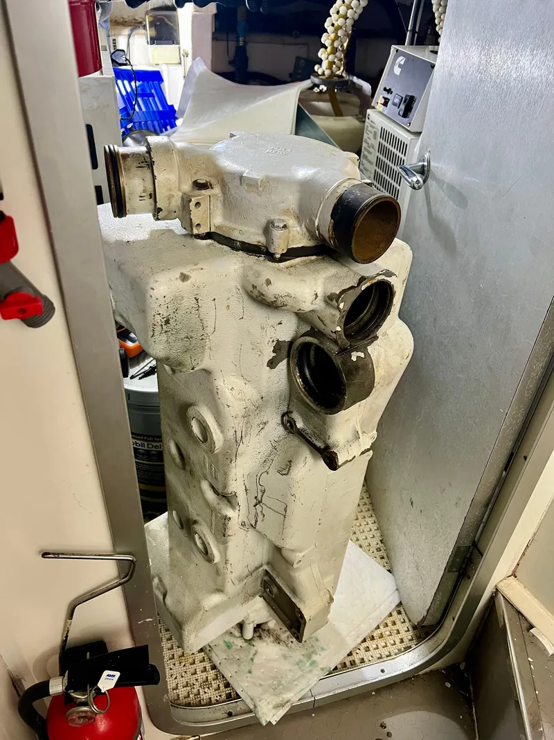 Slide: The Image of Engine room component of 2008 Viking Sport Cruisers 70 Motor Yacht. - 34