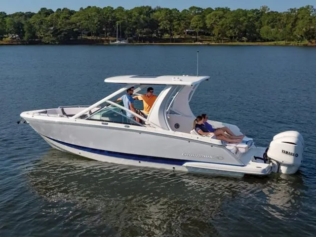 Slide: The Image of Chaparral 280 OSX 2025 - 11