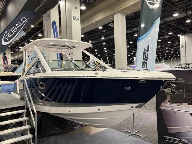 Slide: The Image of Chaparral 280 OSX 2025 - 3