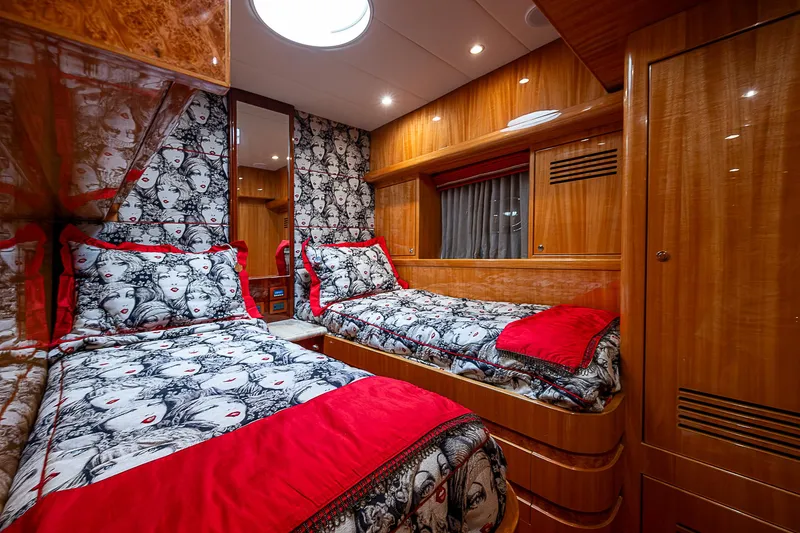 Slide: The Image of Johnson 78 Cockpit Motoryacht 2013 - 57