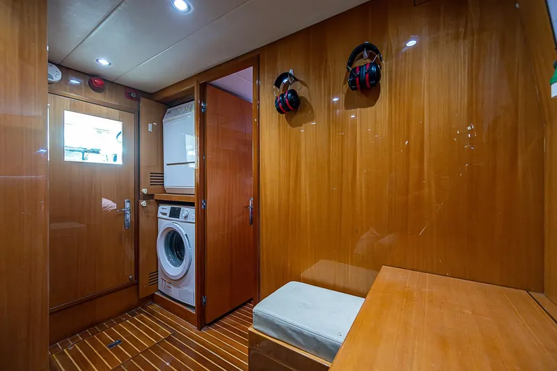 Slide: The Image of Johnson 78 Cockpit Motoryacht 2013 - 62