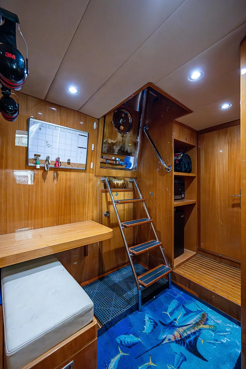 Slide: The Image of Johnson 78 Cockpit Motoryacht 2013 - 63
