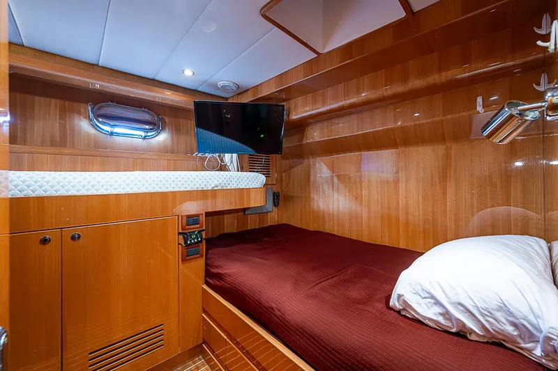 Slide: The Image of Johnson 78 Cockpit Motoryacht 2013 - 66