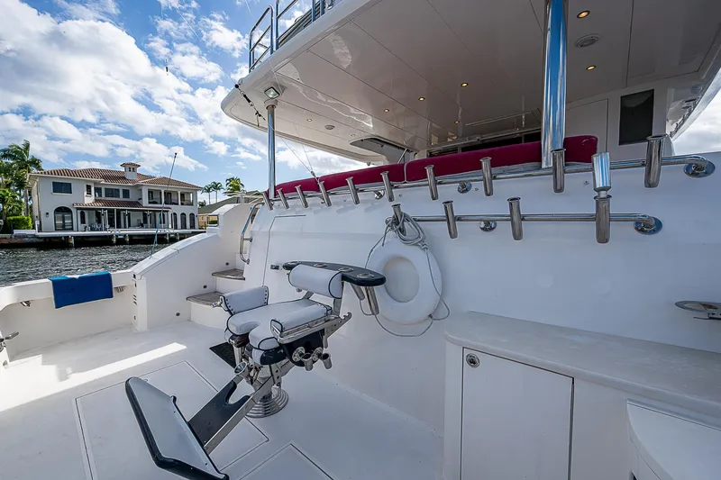 Slide: The Image of Johnson 78 Cockpit Motoryacht 2013 - 77