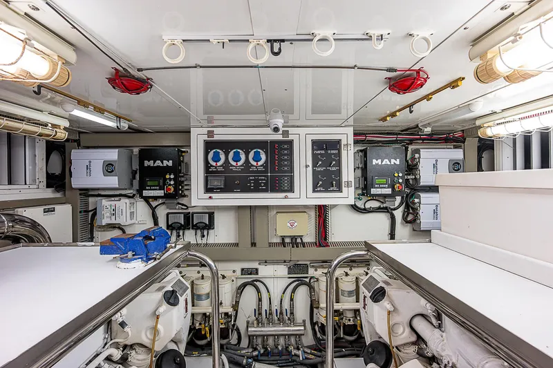 Slide: The Image of Johnson 78 Cockpit Motoryacht 2013 - 83