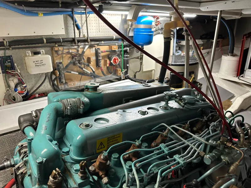 Slide: The Image of Kadey-Krogen Wide-Body 1994 - 19