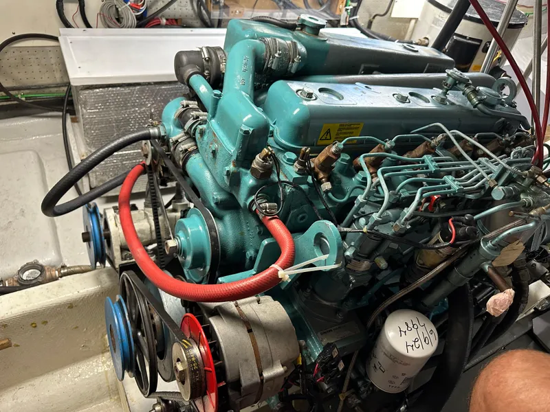 Slide: The Image of Kadey-Krogen Wide-Body 1994 - 23