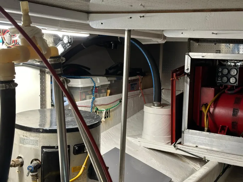 Slide: The Image of Kadey-Krogen Wide-Body 1994 - 24